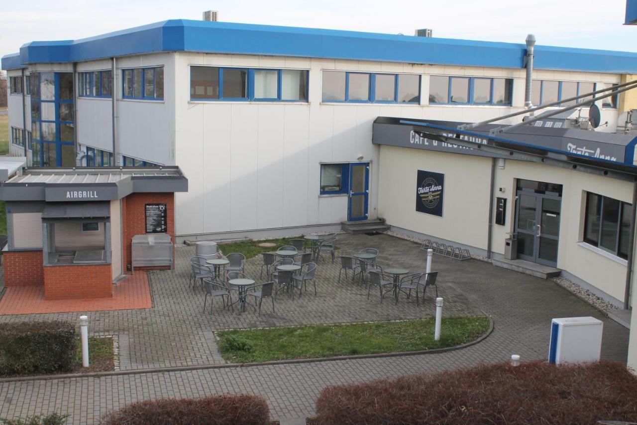Pension Take Off Gera Kültér fotó